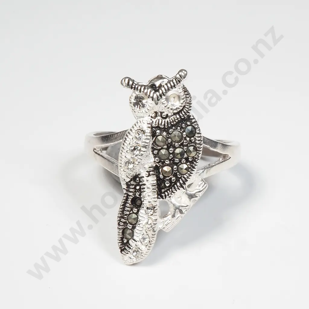Sterling Silver Moissanite & White Topaz Owl Ring Image 1++