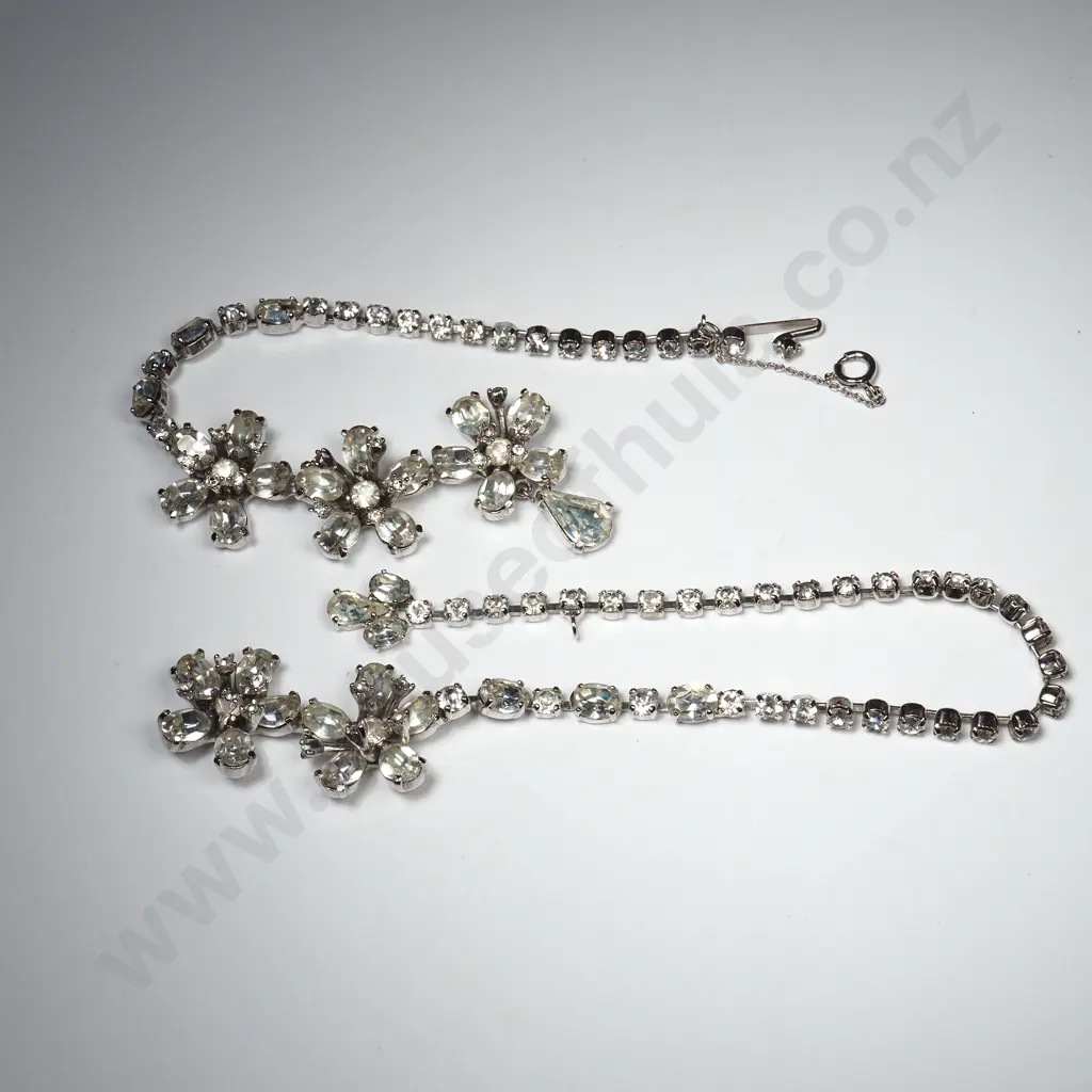 Substantial Costume Necklace A/F Image 1++
