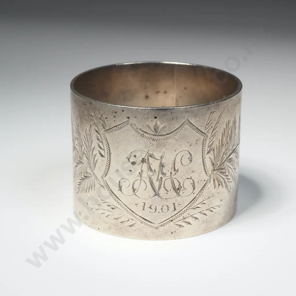 Antique New Zealand Made Dawson & Co Napkin Ring Image 1++