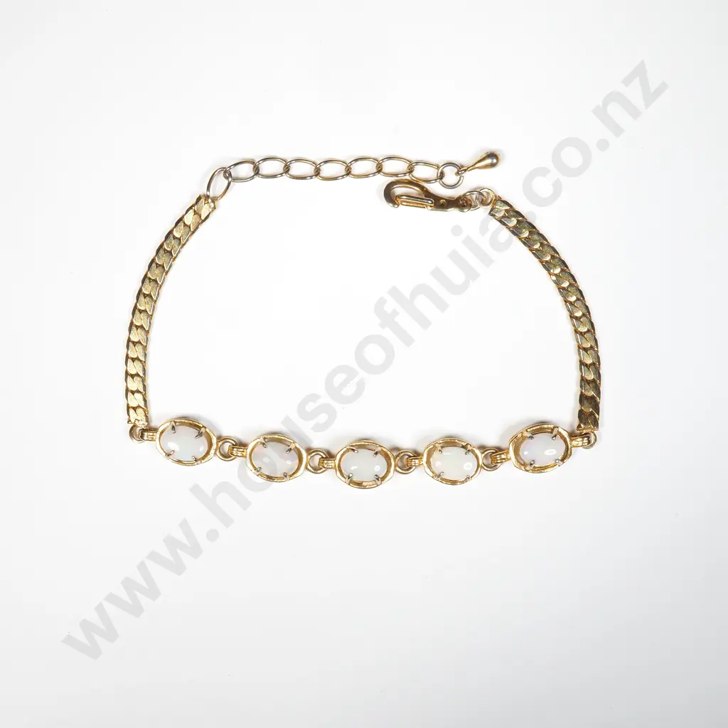 Gold Tone Bracelet Set w Five Cabochon Cut Opals Flanked by Herringbone Chain Image 1++