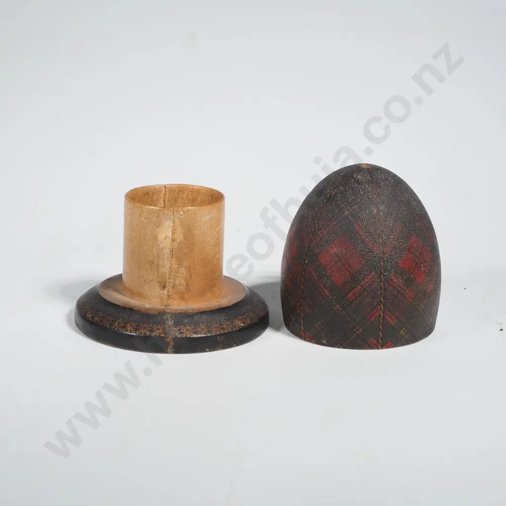 Mauchline McGregor Tartan Ware Egg Beehive Vesta Holder with Dome Lid Image 1++