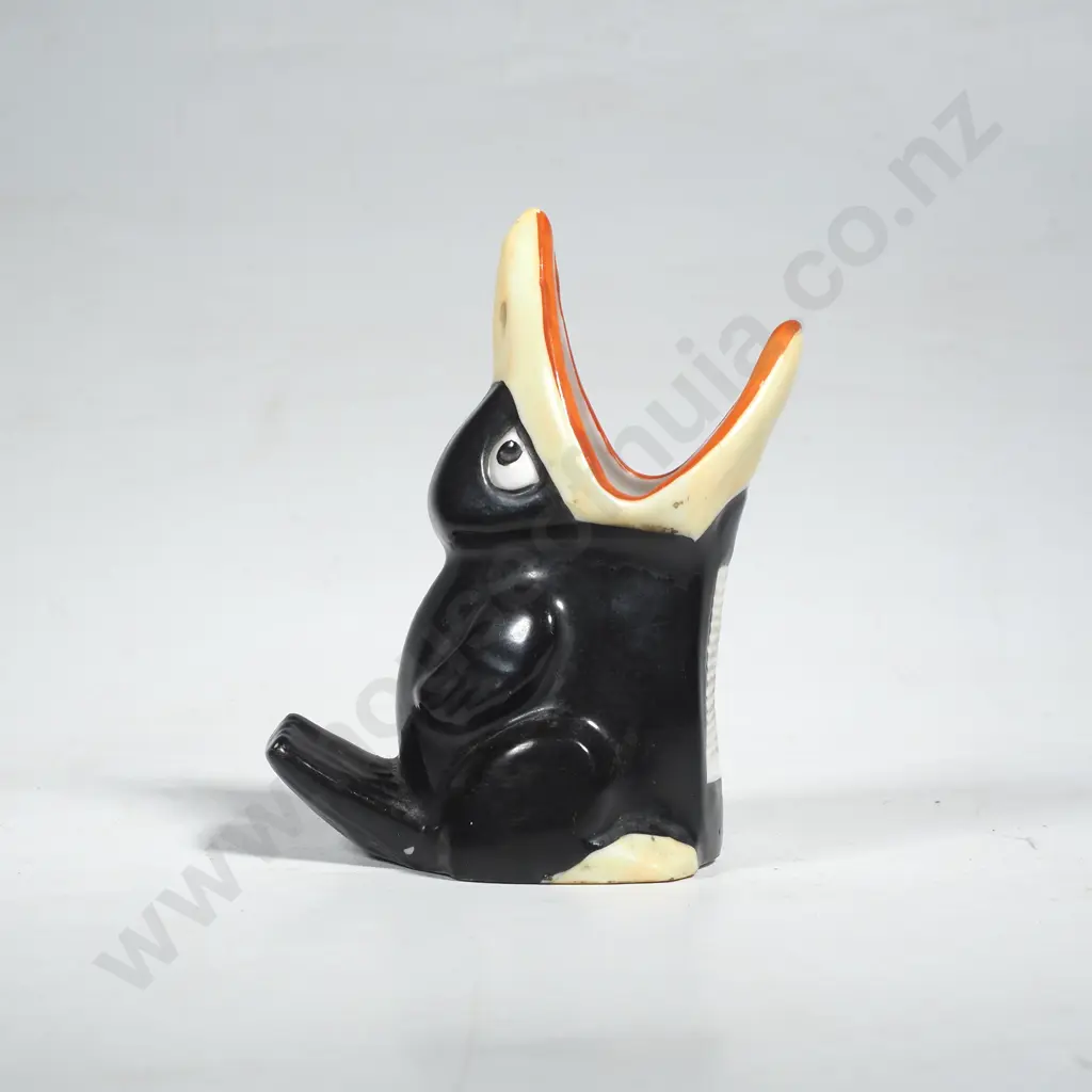 Vintage Ceramic Match Holder & Striker in the Form of a Baby Bird Image 1++