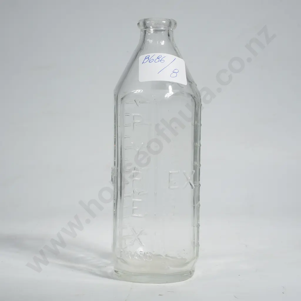 Vintage Pyrex Glass Nursing Bottle - 225 ml Image 1++