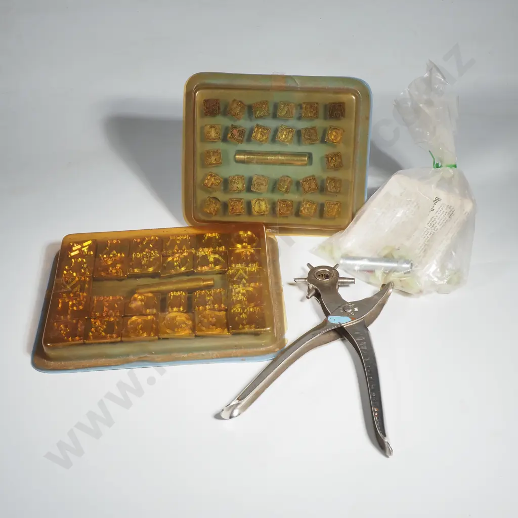 Two Vintage Tandy Leathercraft Alphabet Sets W Handles -6mm & 25mm, Revolving Leather Hole Punch & Boss Buttons Image 1++