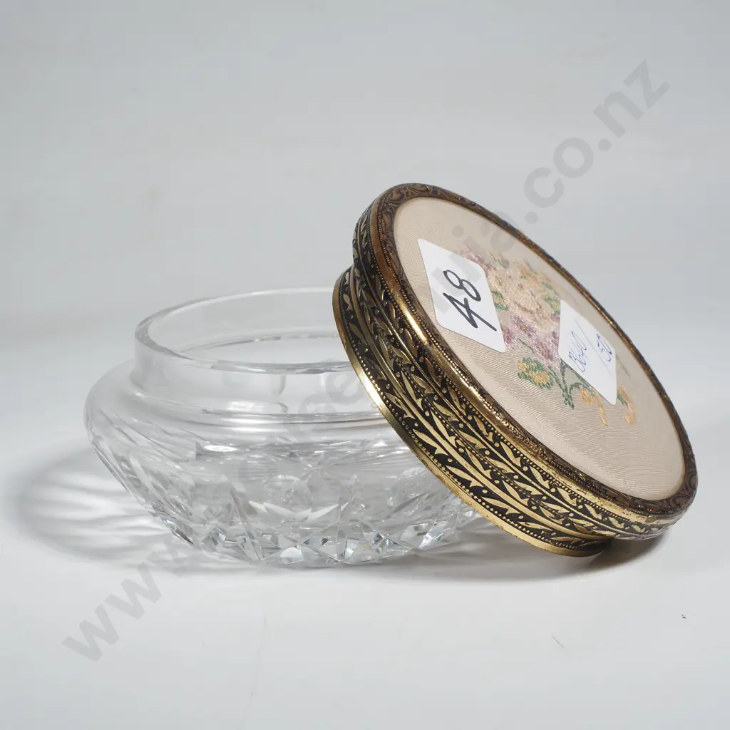 Vintage Powder Jar Image 1++