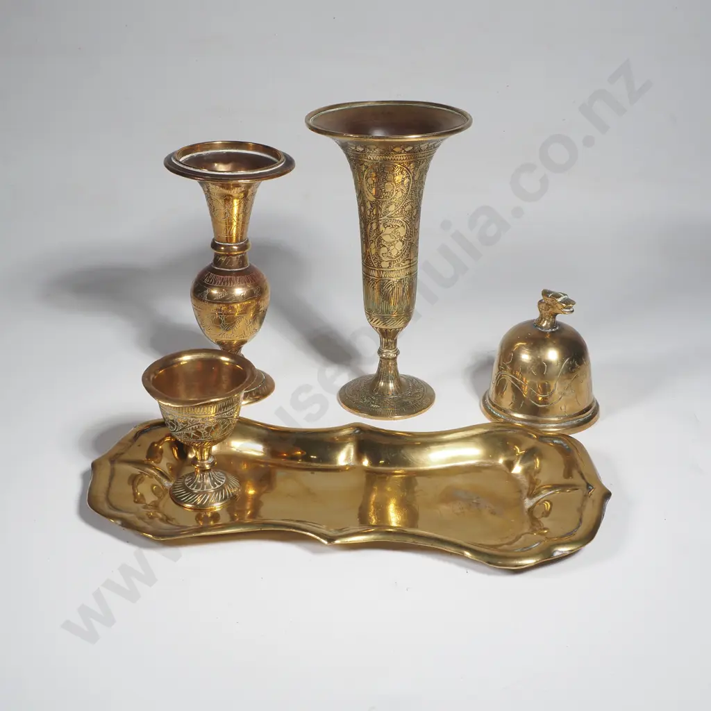 Assorted Vintage Brass Items Image 1++