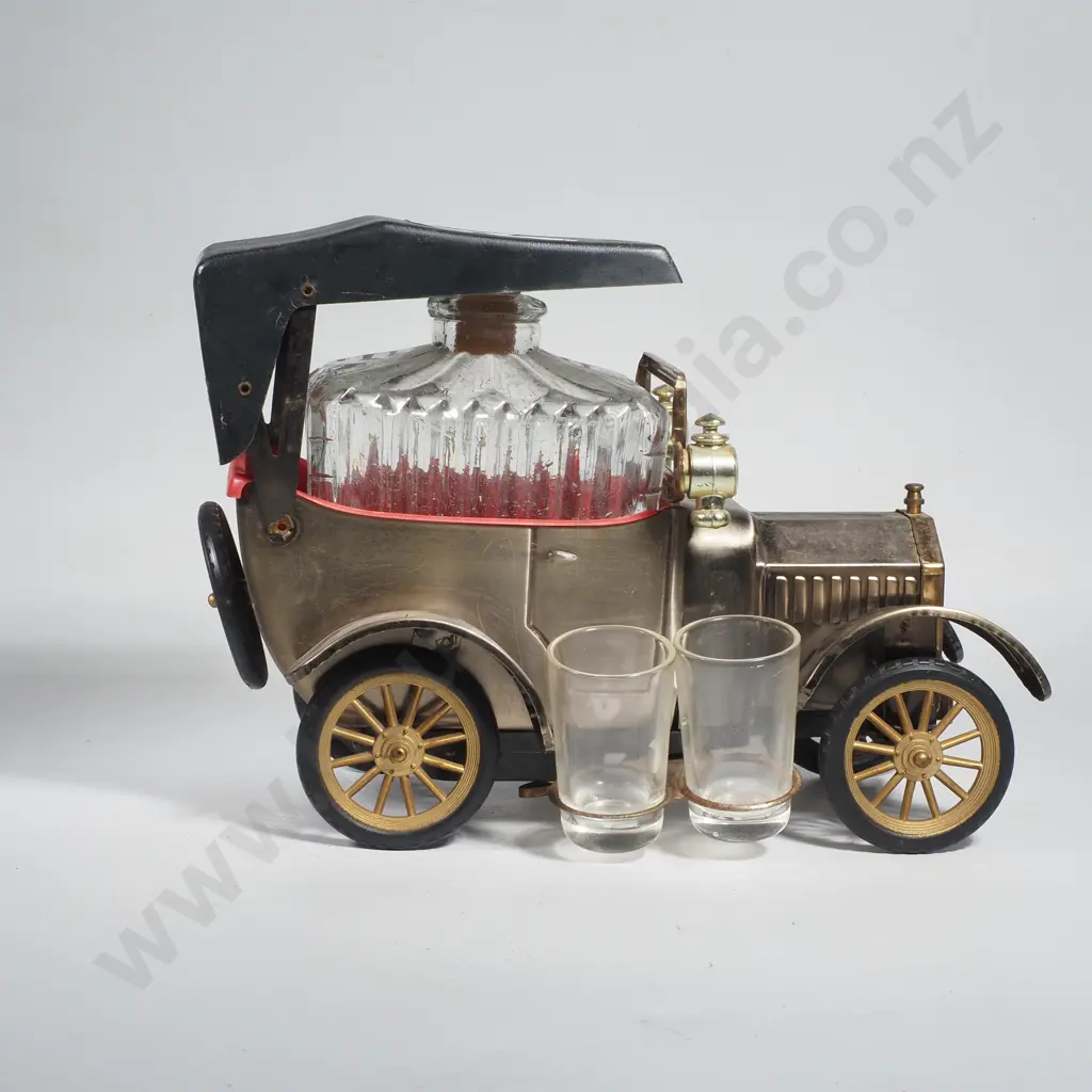 Vintage 1918 Ford Model-T Musical Decanter Image 1++