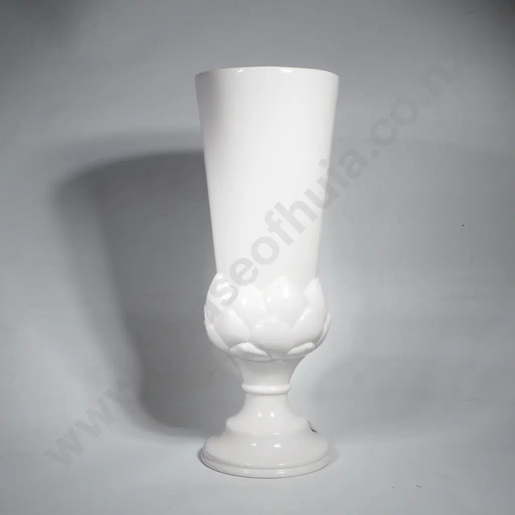 C.C.Interiors Ceramic White Vase Image 1++