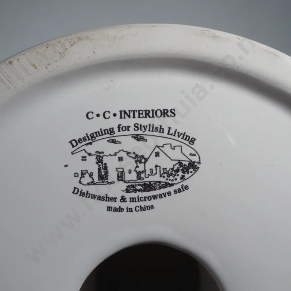 C.C.Interiors Ceramic White Vase Image 1++