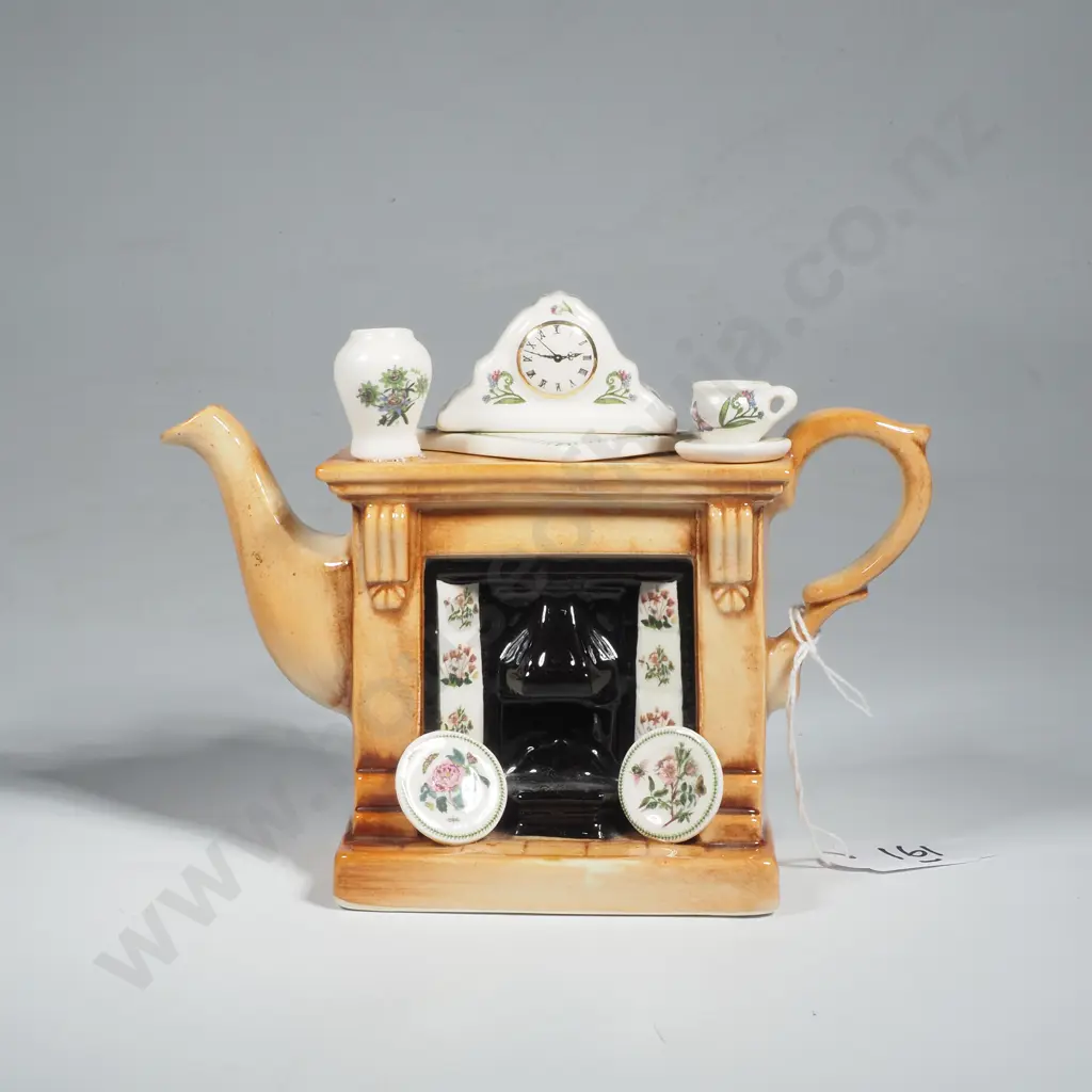 Portmeirion Botanic Garden One Cup  Fireplace Teapot Designed by Paul Cardew in 1997 Image 1++