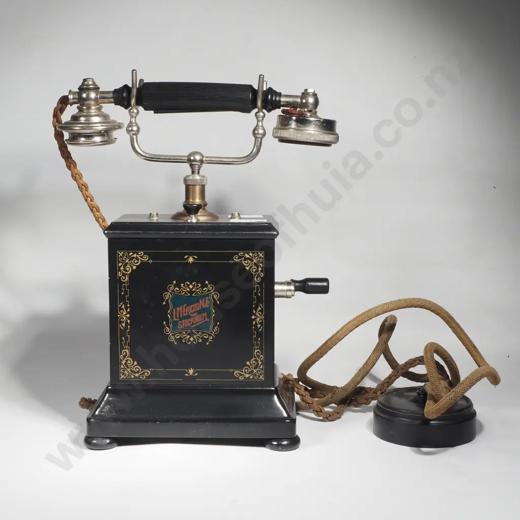 Antique L.M.Ericsson Stockholm Magneto Table Telephone ( Circa 1915 ) Image 1++