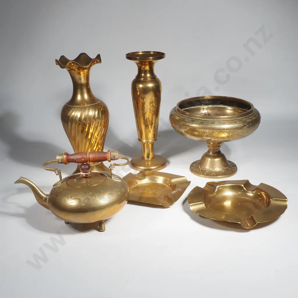 Assorted Solid Brass Items - Including a Weighty Chinese Footed Bowl Image 1++