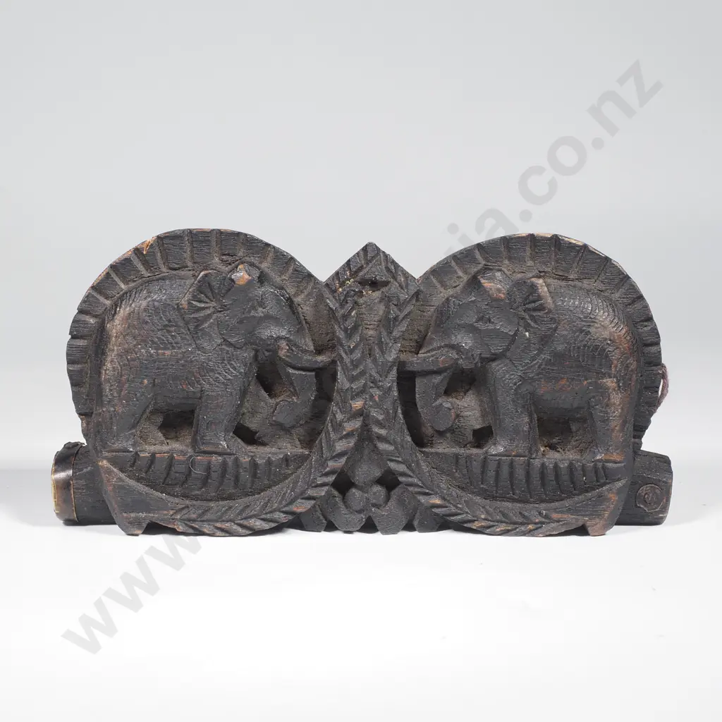 Vintage Opium Scales in Carved Wooden Case Image 1++
