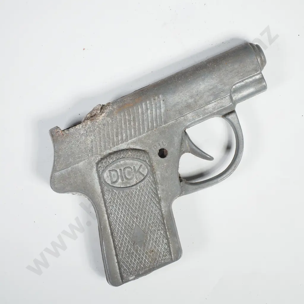 Vintage Hubley Dick Diecast Repeating Toy Cap Gun  Image 1++