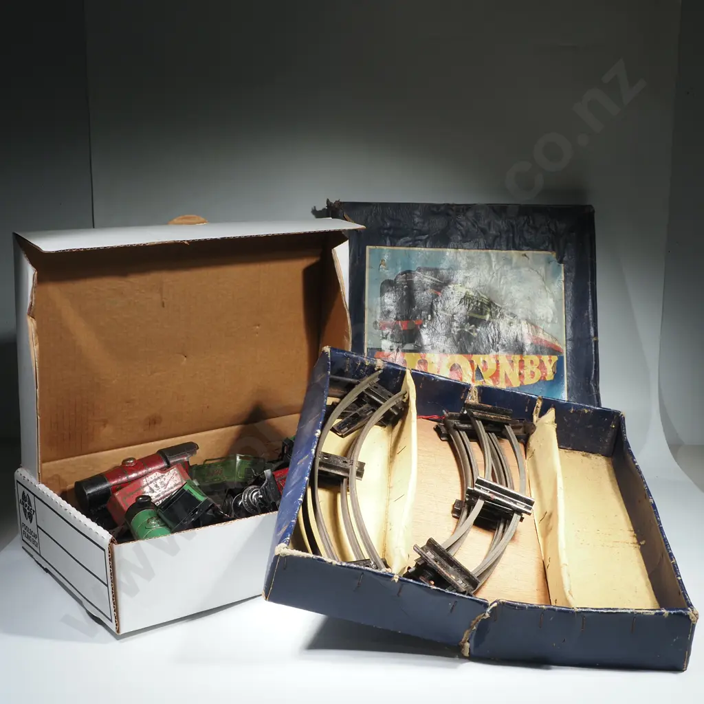 Three Hornby O Gauge Engines & Two More A/F  & a Empty Hornby Train Box Image 1++