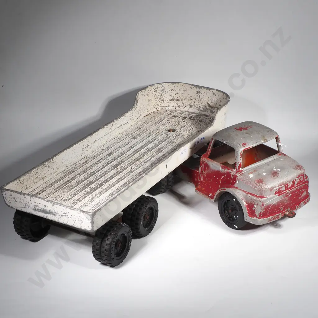 Large Fun Ho Truck & Flat Bed Trailer Image 1++