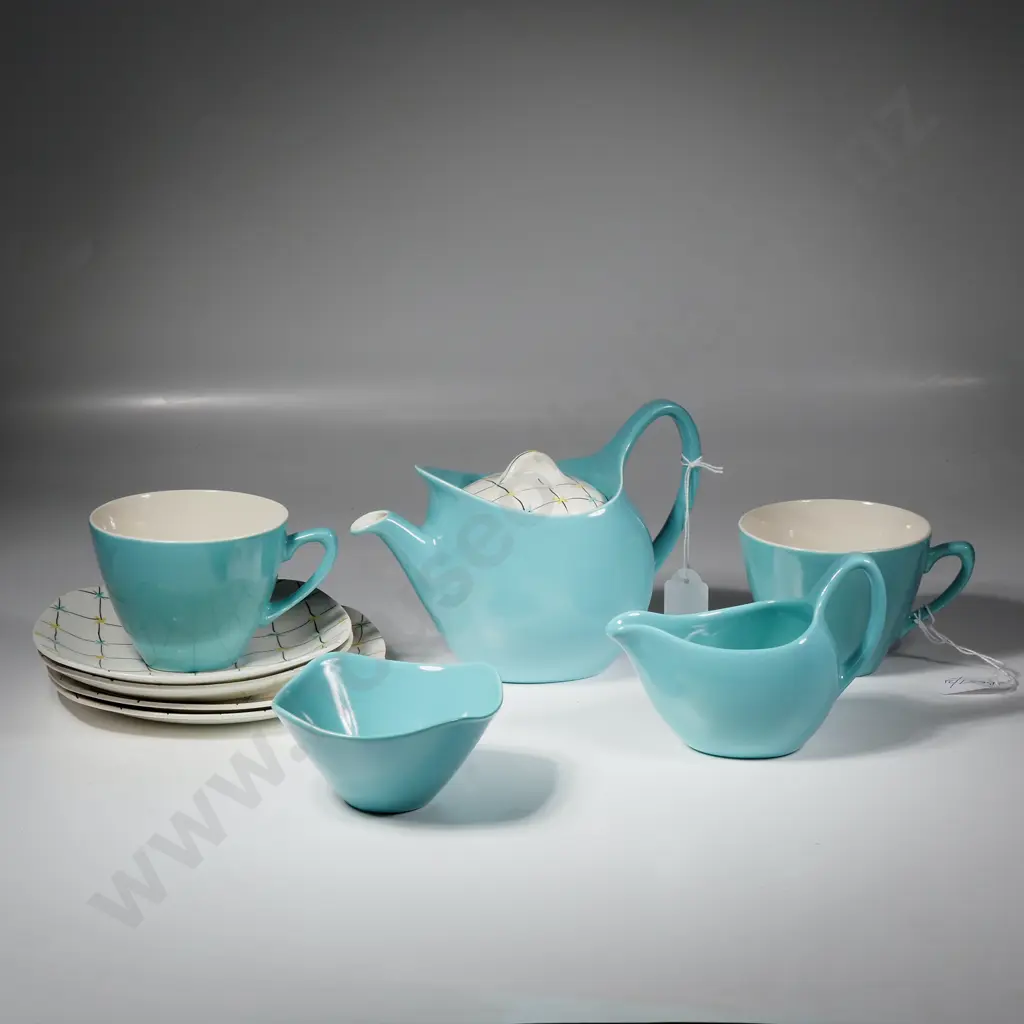 Midwinter Breakfast Set In the Crossnet Pattern Designed by Jessie Tait in the 1950s Image 1++