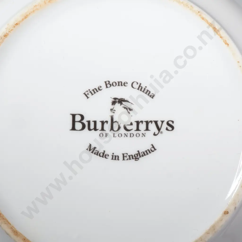 Vintage Burberrys of London Fine Bone China Teapot & w The Brands Iconic Tartan Check Pattern Image 1++