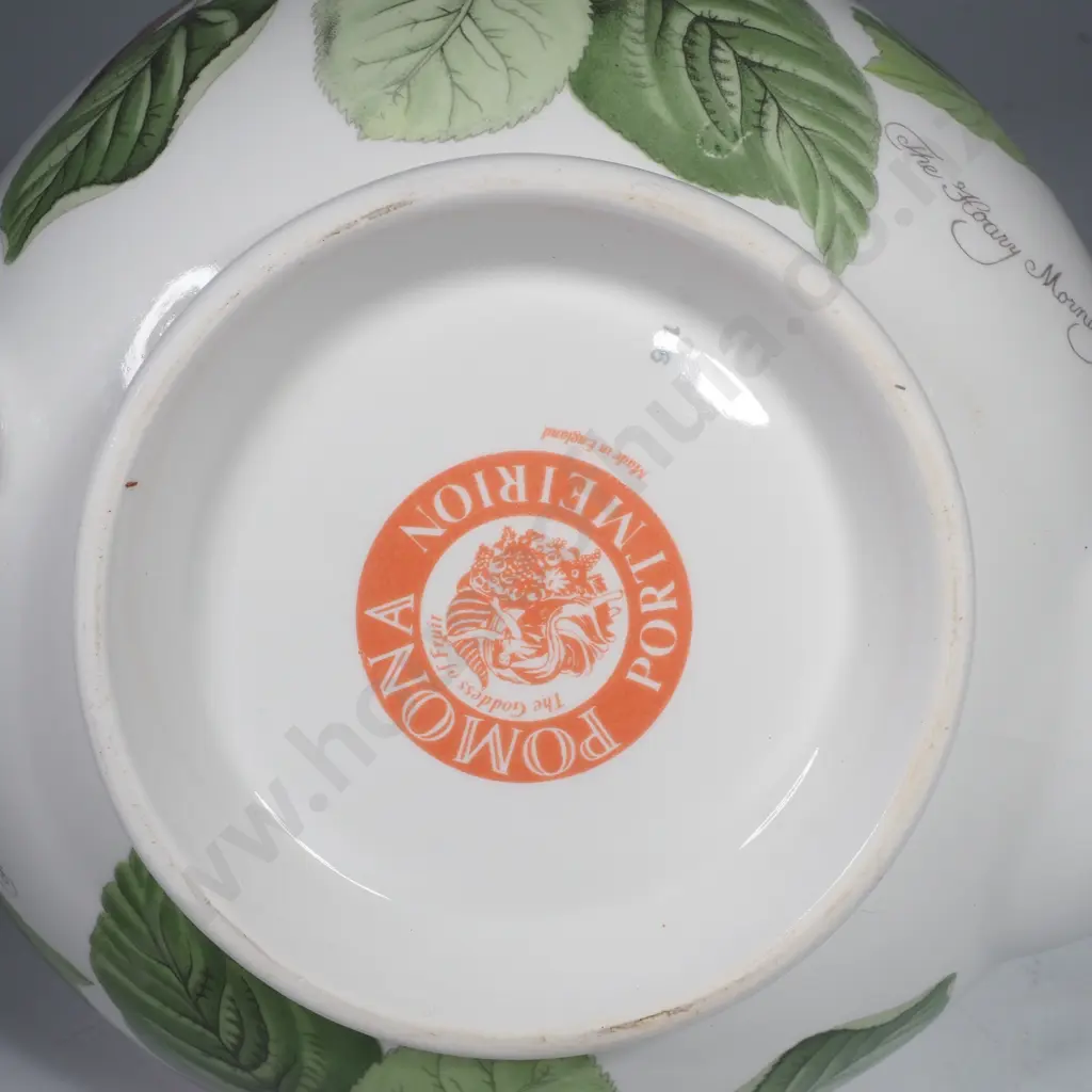 Large Portmeiron Teapot in the "Hoary Morning Apple" Pattern Image 1++