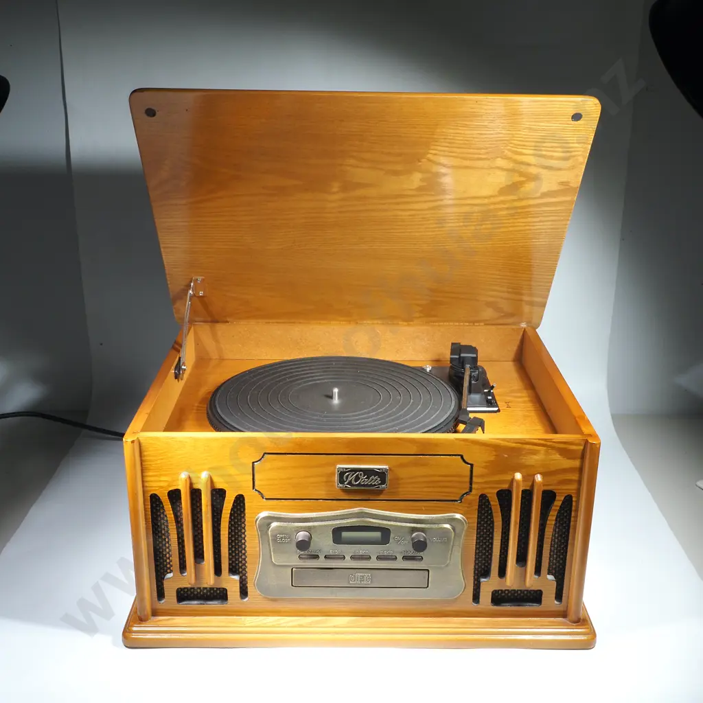 Vintage Style  Watts Collectors Edition 4 in 1 Retro Music System Image 1++