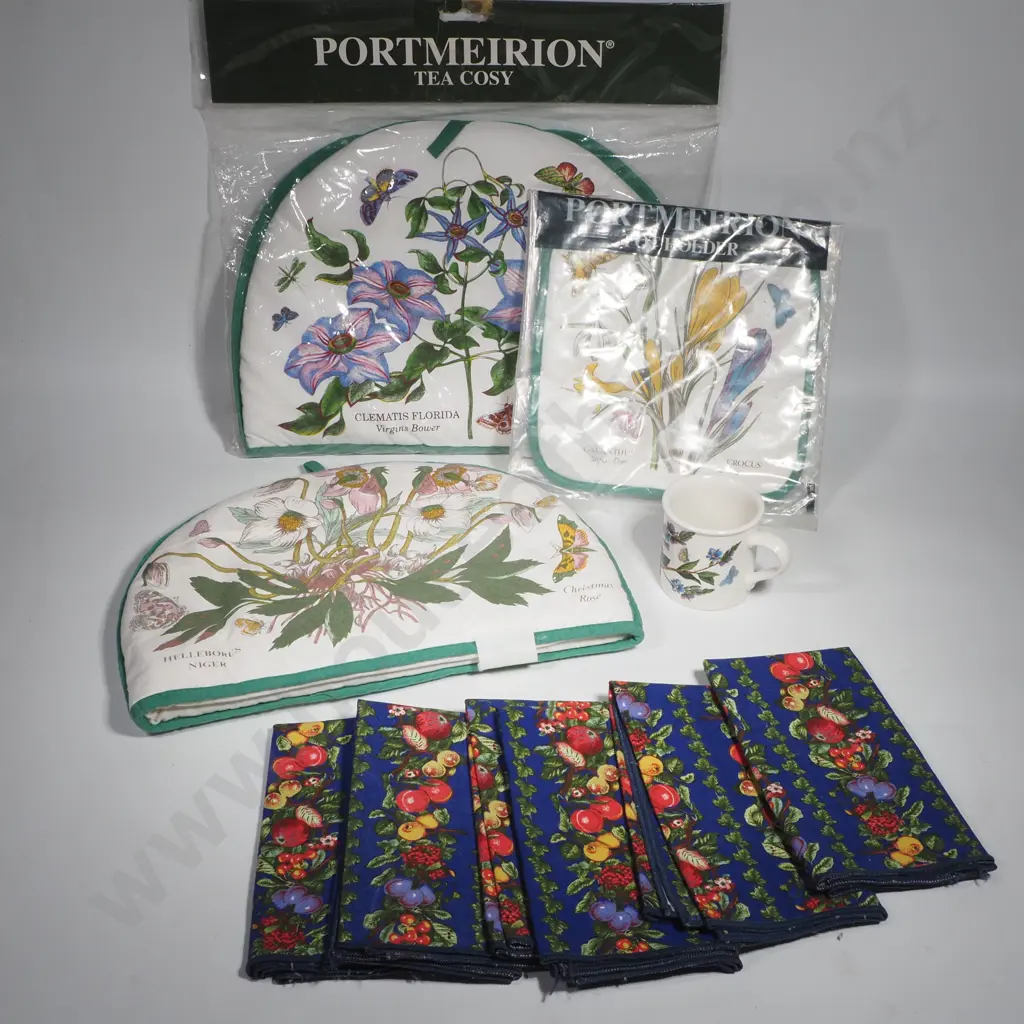 Two Portmeirion Pot Holders, Two Tea Cosies, Six Napkins & a Small Portmeirion Botanical Garden Demi-Tasse Coffee Mug Image 1++