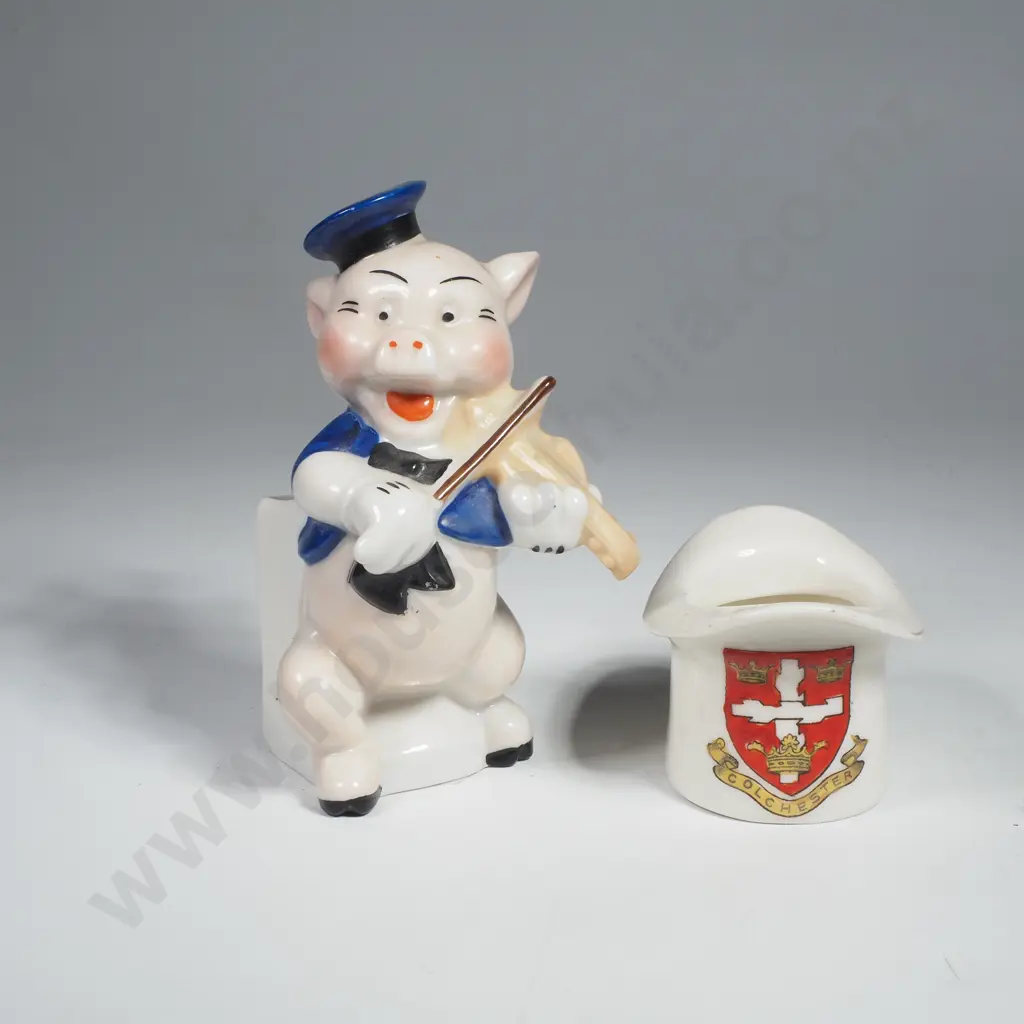 Vintage Walt Disney 'Three Little Pigs' Ceramic Figurine/Toothbrush Holder Depicting a Pig Playing a Violin Image 1++