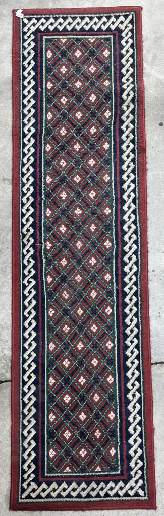 Floor Runner Image 1++