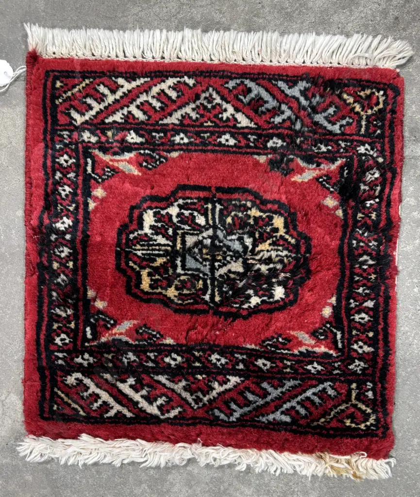 Small Afghan Table Mat Image 1++