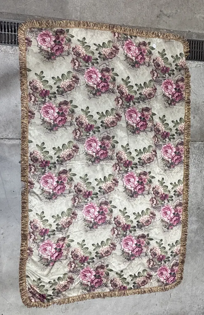Double Sided Floral Through / Tablecloth w Ornate Gold Tassel Fringe Edging Image 1++