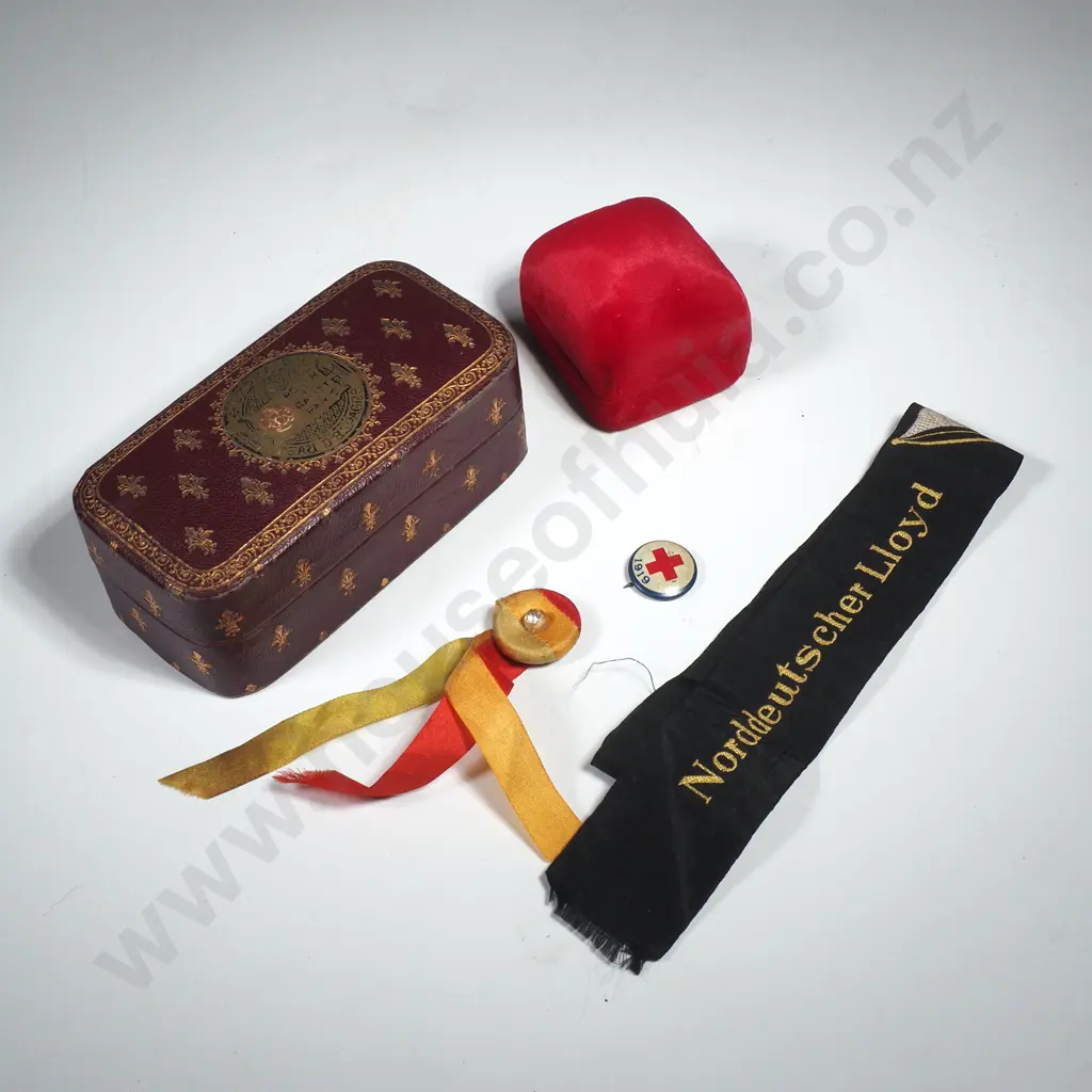 Vintage Burgundy Trinket Box w Fleur de Lis Design for 'Eau De Espagne' Roger & Gallet & a Modern Ring box Image 1++