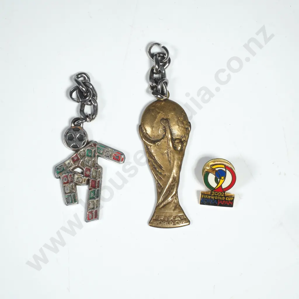 FIFA World Cup memorabilia (3 items) Image 1++
