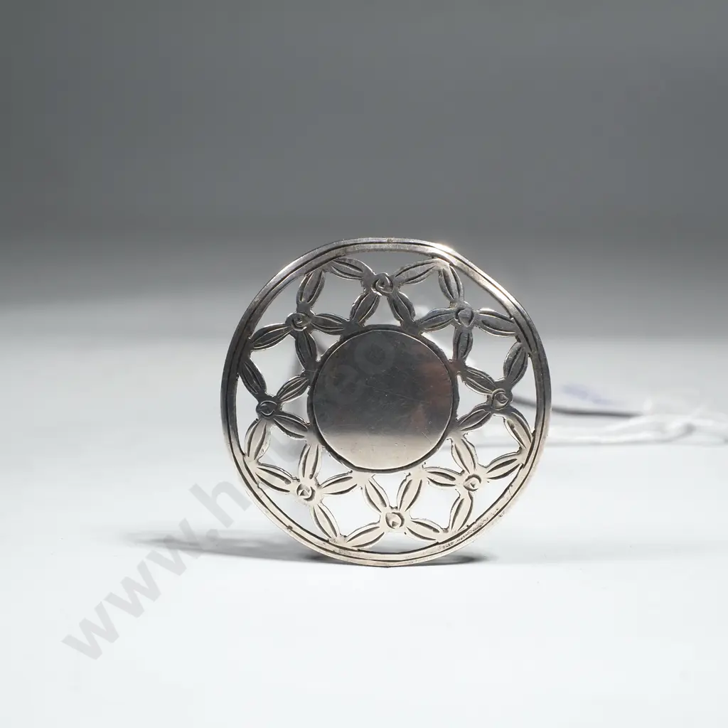 Silver Tone Hatpin w Flat Decorative Open  Pierced Work Top Image 1++