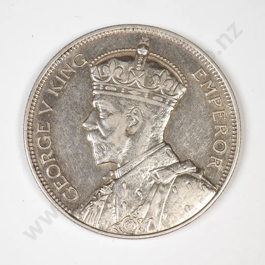 1934 New Zealand Half Crown - Better Grade Image 1++