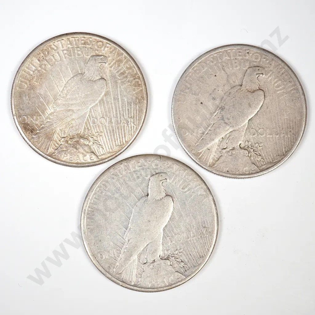 3 x USA Peace silver dollars, 2 x 1922 S, 1923 S Image 1++
