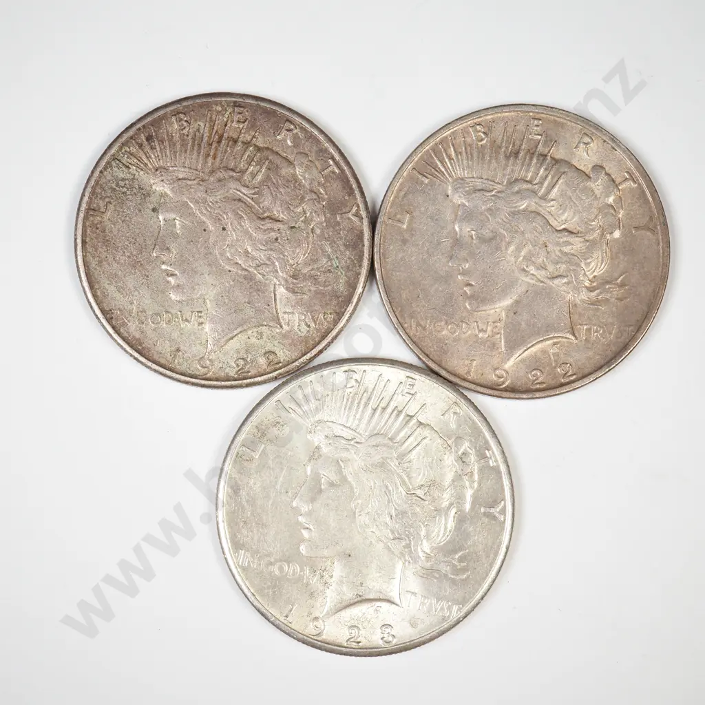 3 x USA Peace silver dollars, 1922 D, 1922 S, 1923 S Image 1++