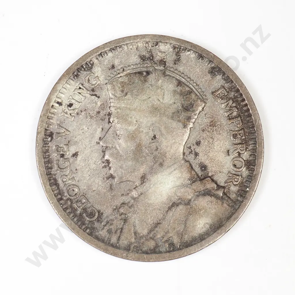 New Zealand 1935 Threepence Image 1++