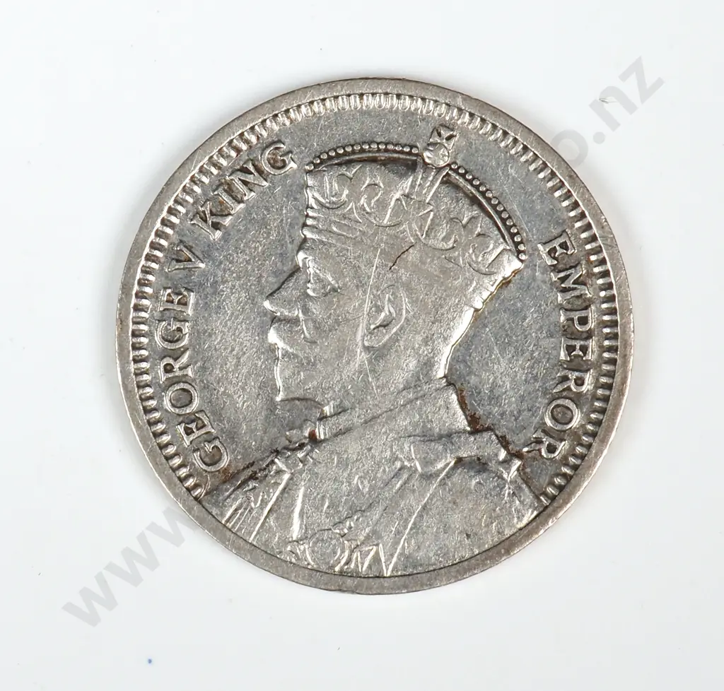 1935 New Zealand Threepence - Average Image 1++