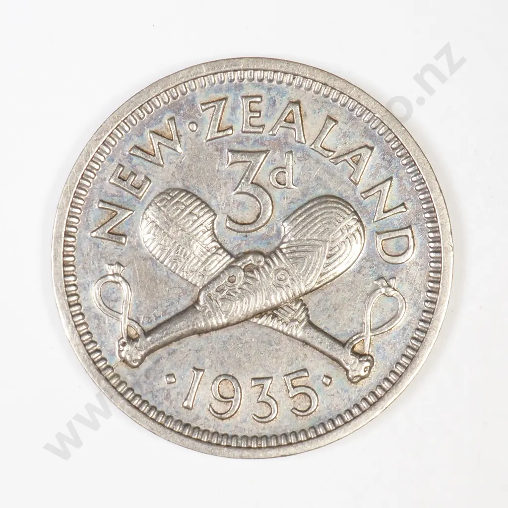 1935 New Zealand Threepence  Image 1++
