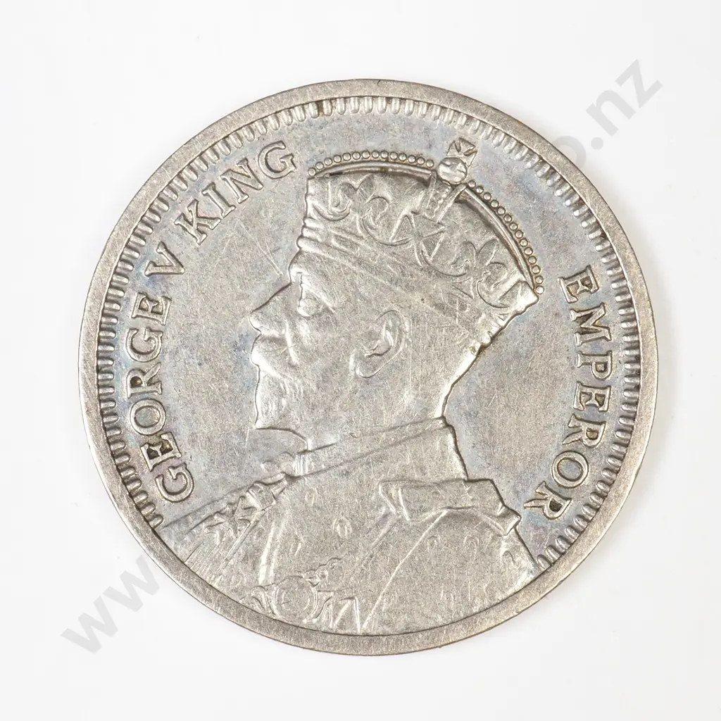 1935 New Zealand Threepence  Image 1++