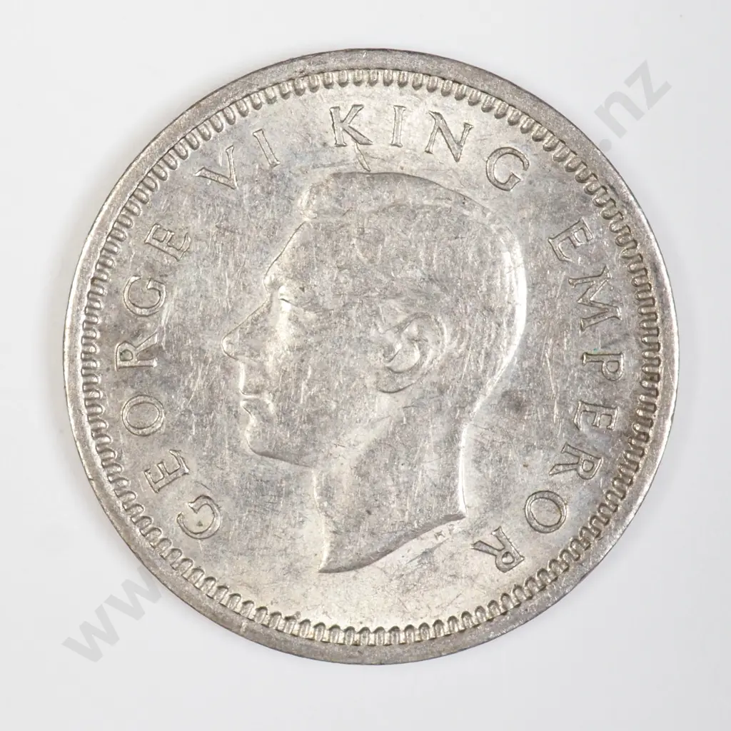 NZ 1944 Silver Three Pence piece Image 1++