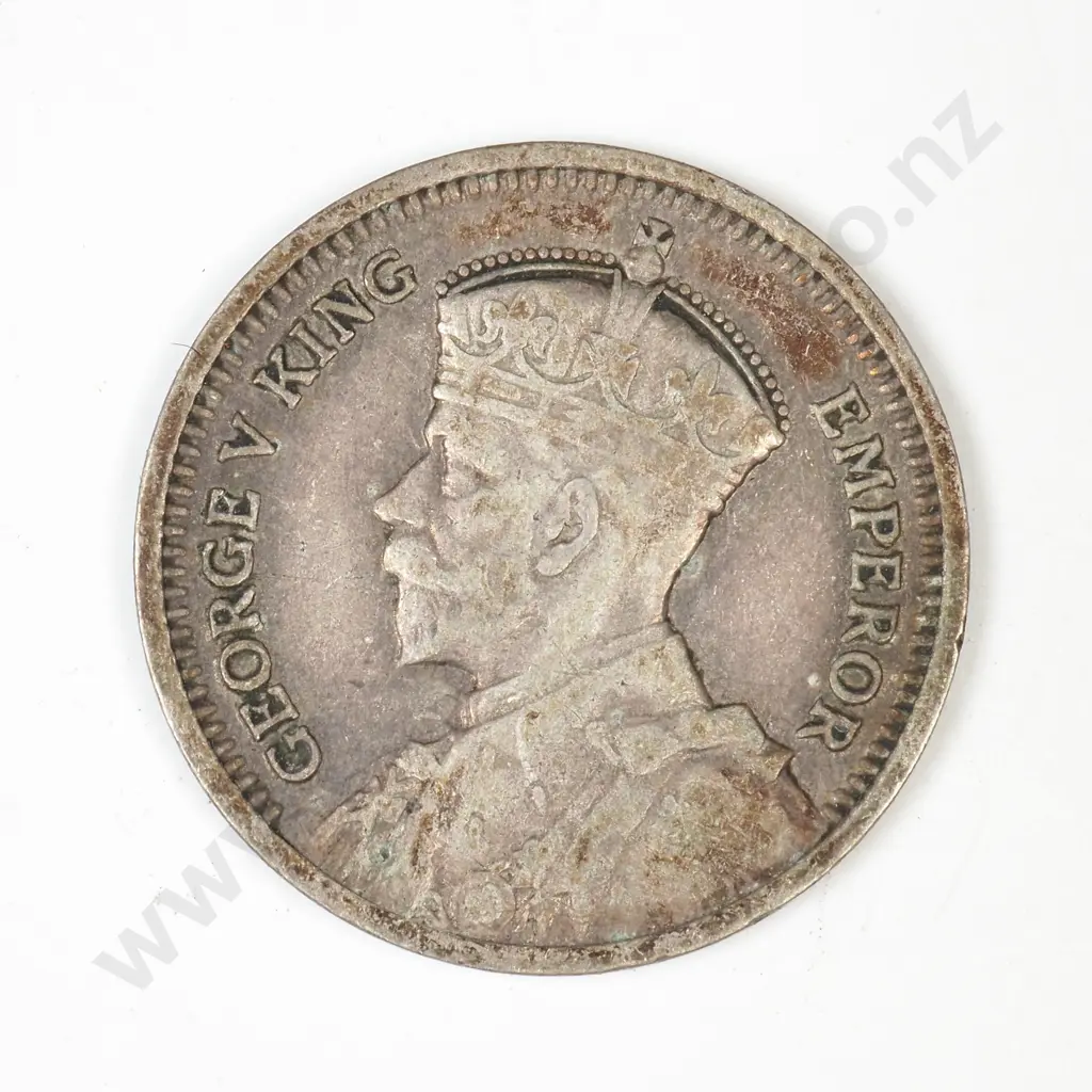 NZ 1935 Threepence Image 1++