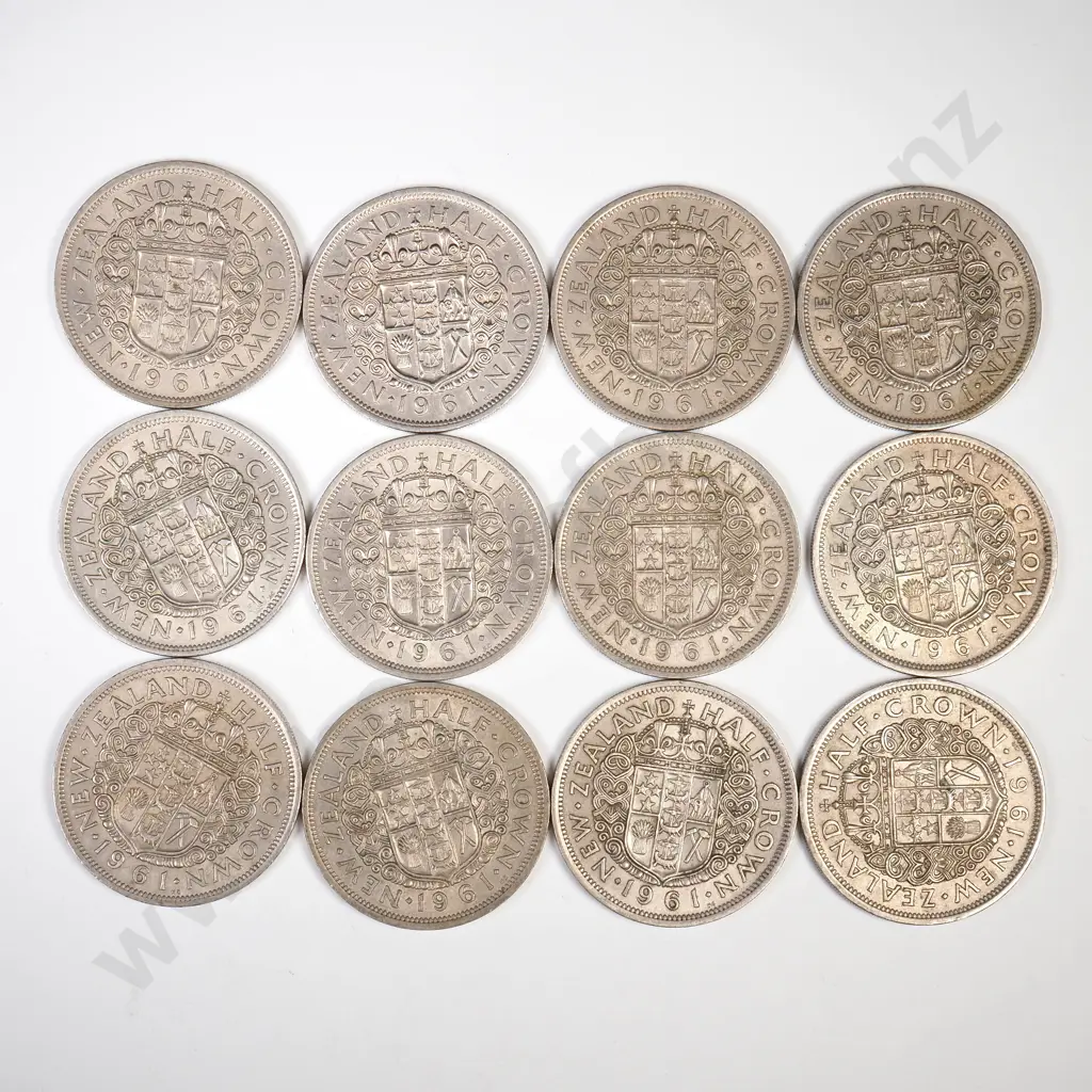 12 x 1961 halfcrowns, very fine to extremely fine Image 1++