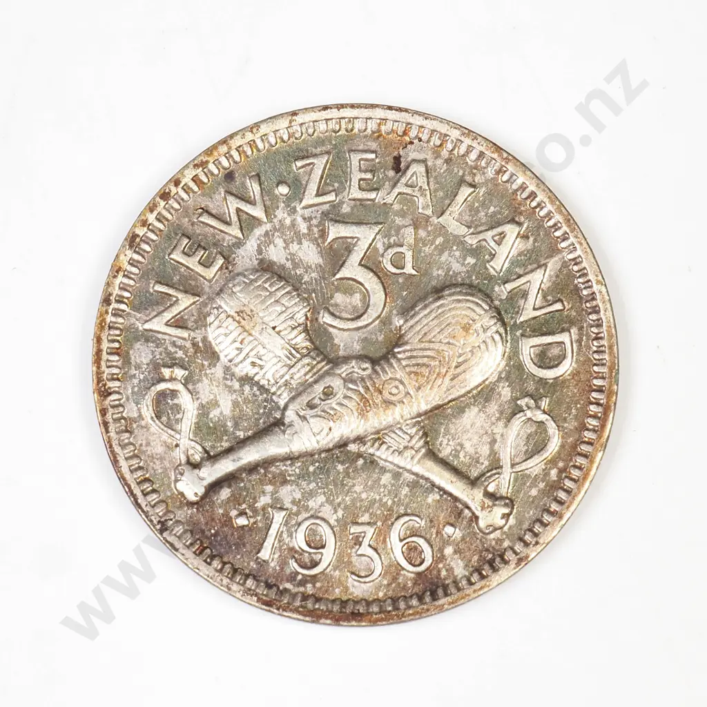 NZ 1935 Threepence Coin - Better Grade Image 1++