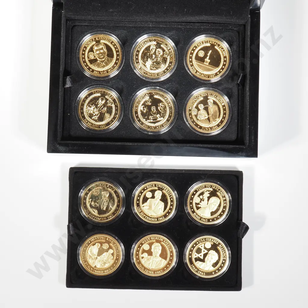 Bradford Exchange World Events - 12 Coins Image 1++