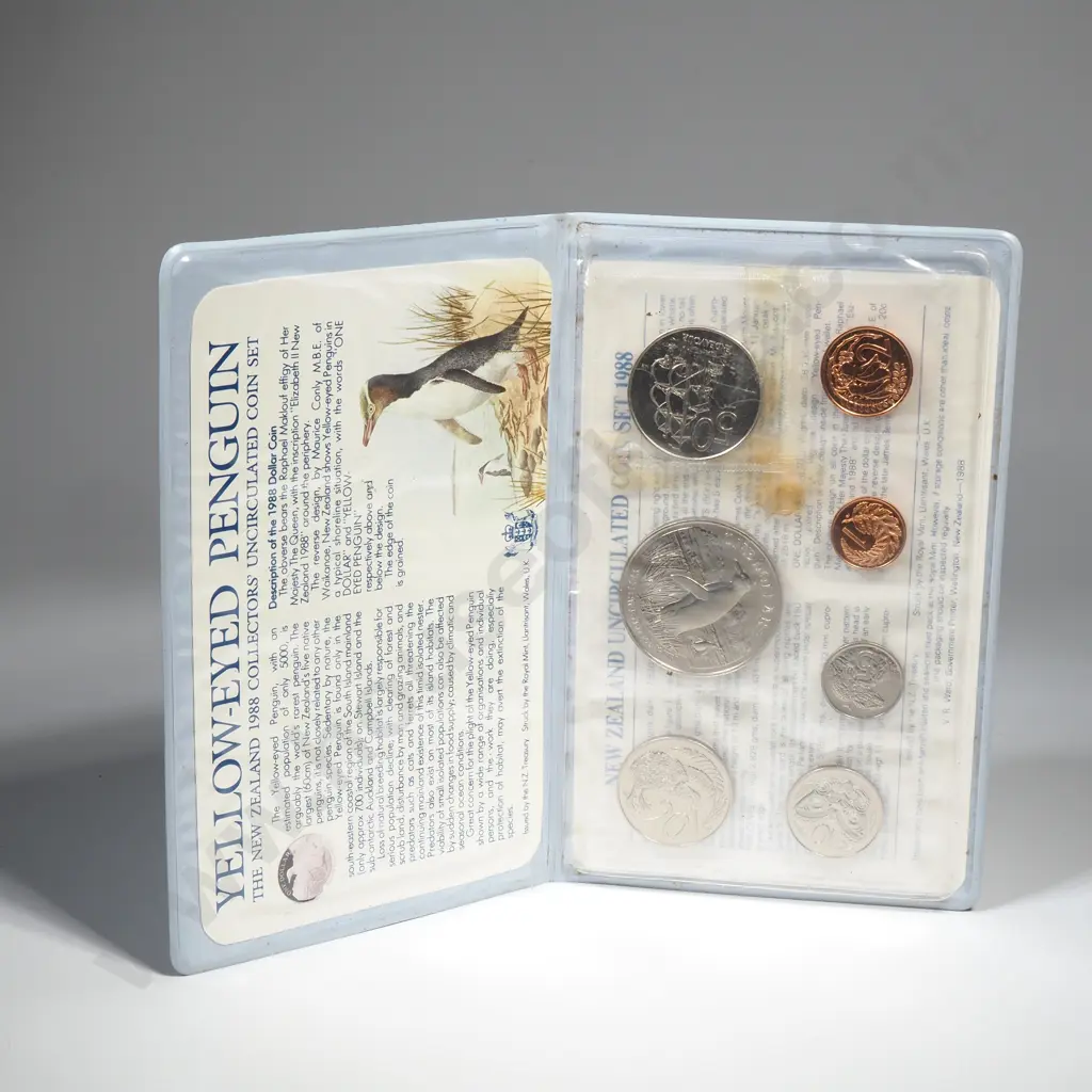 UNC Coin Album Image 1++