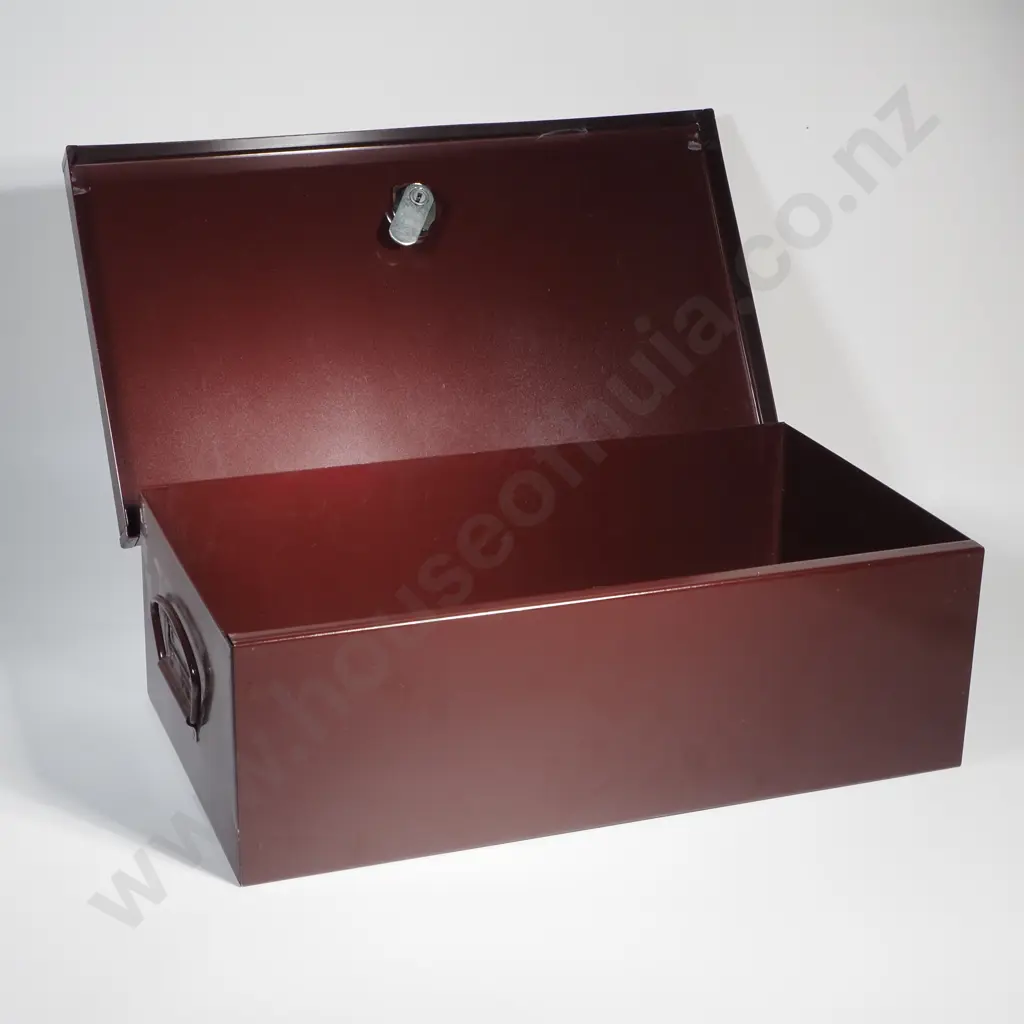 Vintage Metal Lockable Deed Box Image 1++