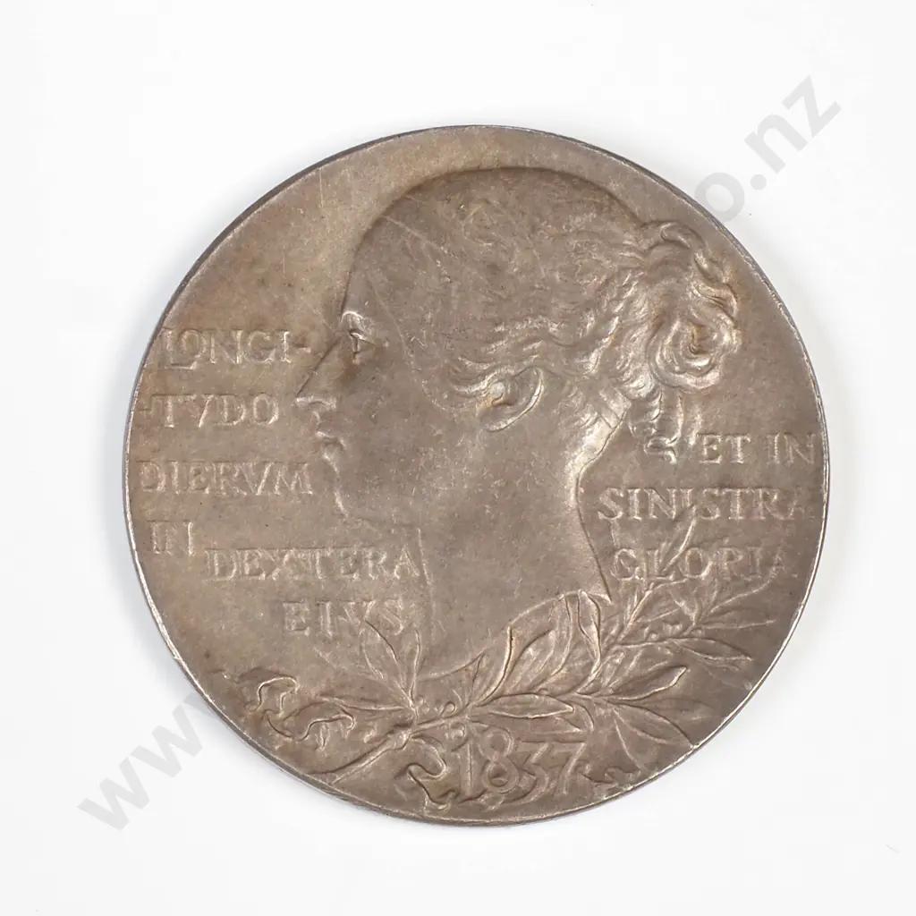 Sterling Silver Victoria Diamond Jubilee Medal 1897 - Small Size Image 1++