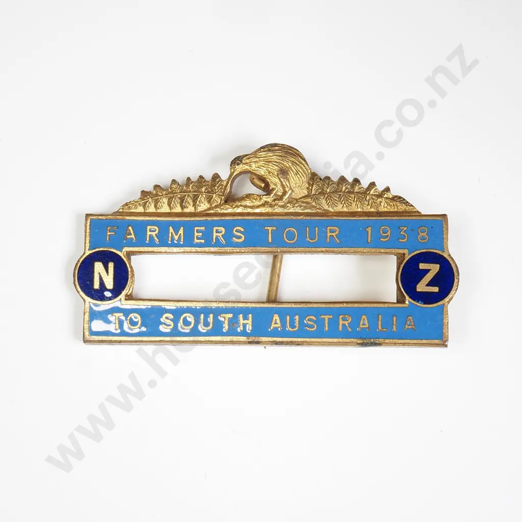 NZ 1958 Farmers Tour to South Australia lapel badge Image 1++
