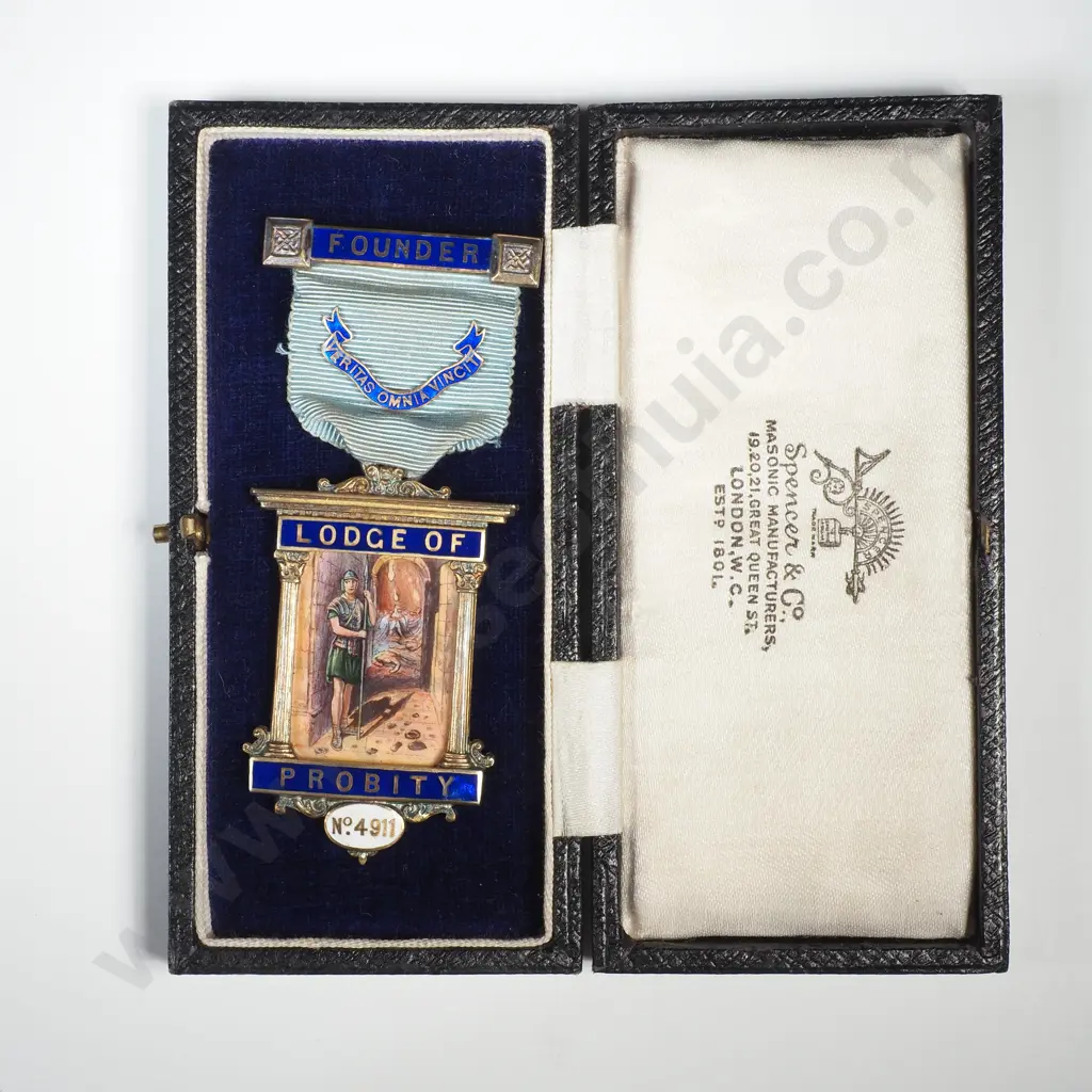 Cased Sterling Silver Masonic Lodge Medal - Enamelled Image 1++