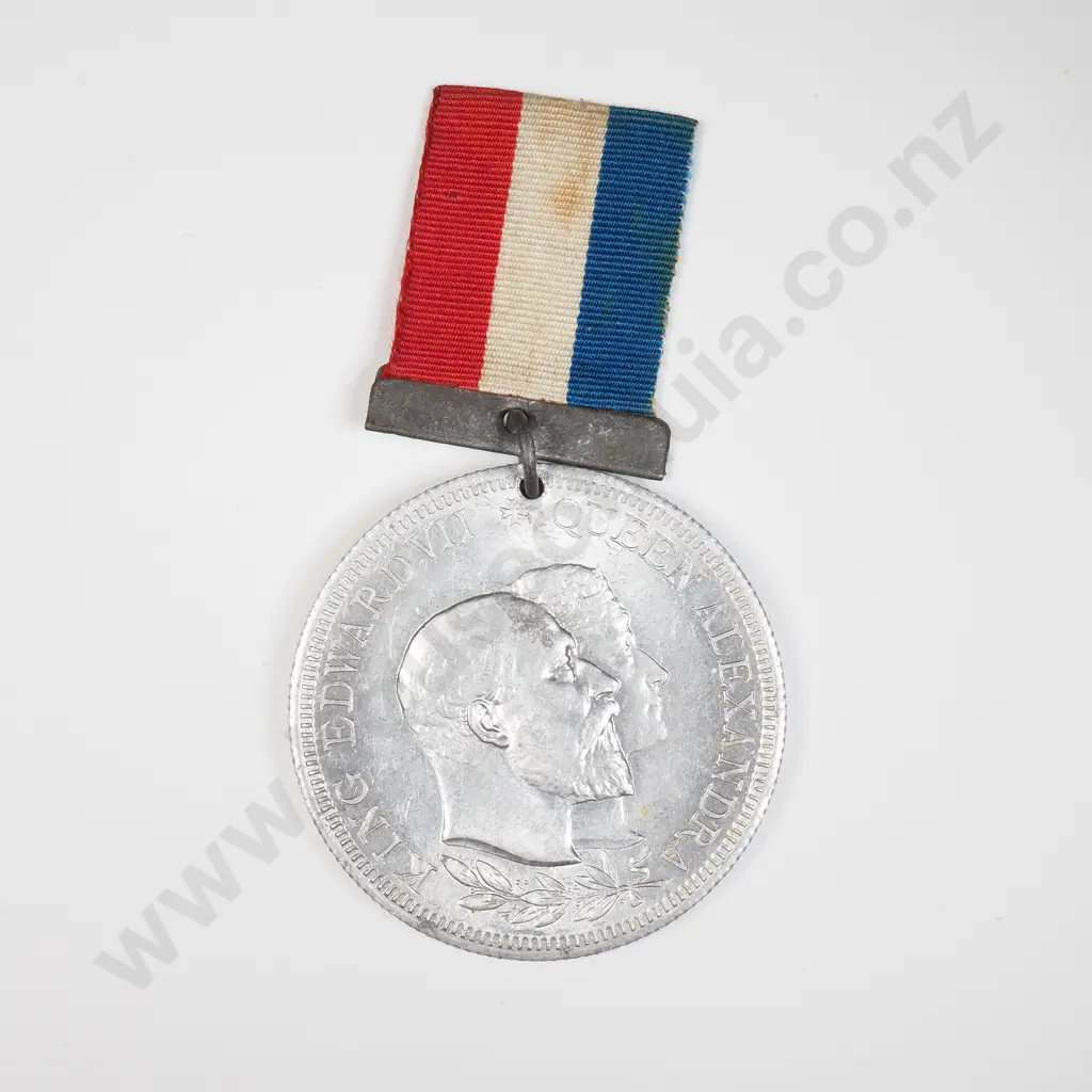 UK 1902 King Edward VII & Queen Alexandra Coronation Medalet Image 1++